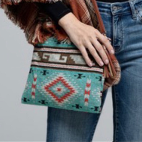 Southwestern Print Crossbody - Picture 3 of 5